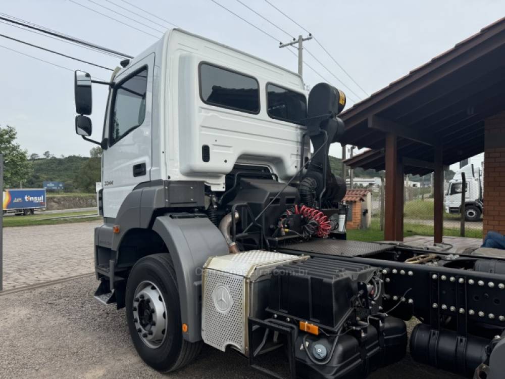 MERCEDES-BENZ - AXOR 3344 - 2022/2022 - Branca - R$ 625.000,00