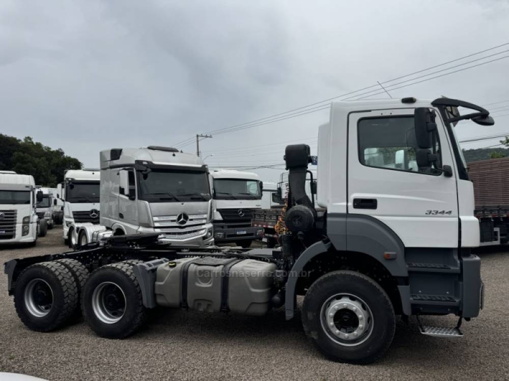 MERCEDES-BENZ - AXOR 3344 - 2018/2018 - Branca - R$ 375.000,00