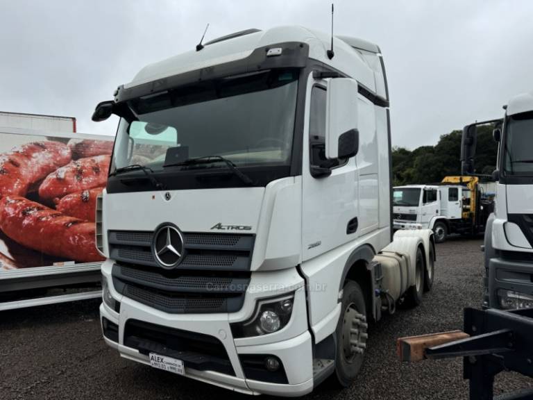 MERCEDES-BENZ - ACTROS 2651 - 2022/2022 - Branca - R$ 625.000,00