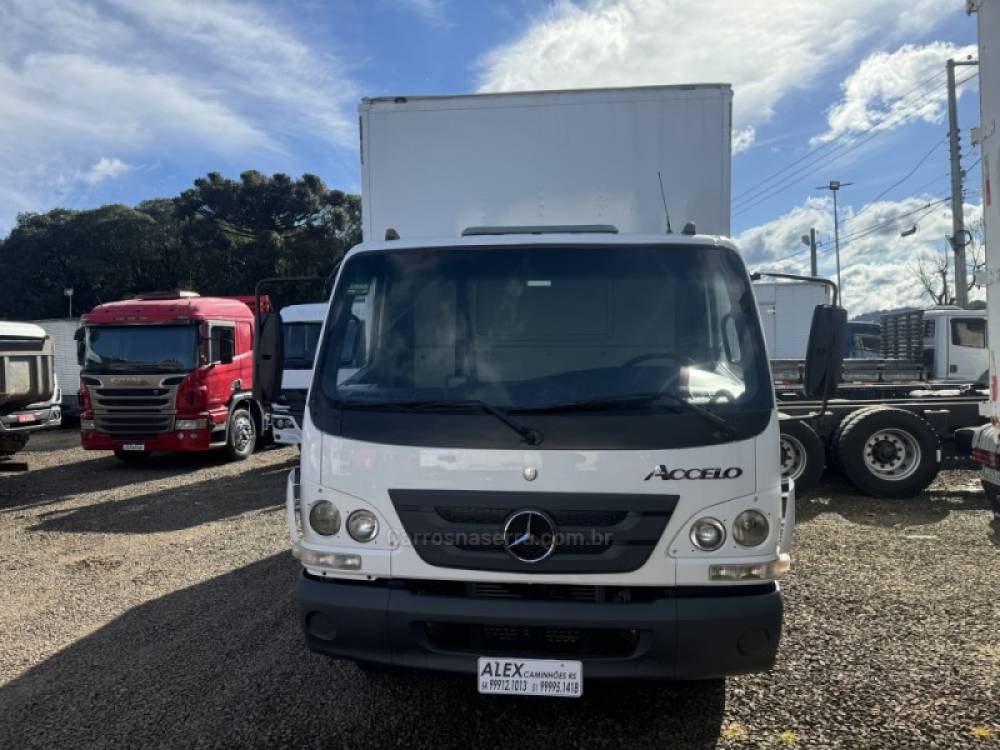 MERCEDES-BENZ - ACCELO 815 - 2013/2013 - Branca - R$ 225.000,00