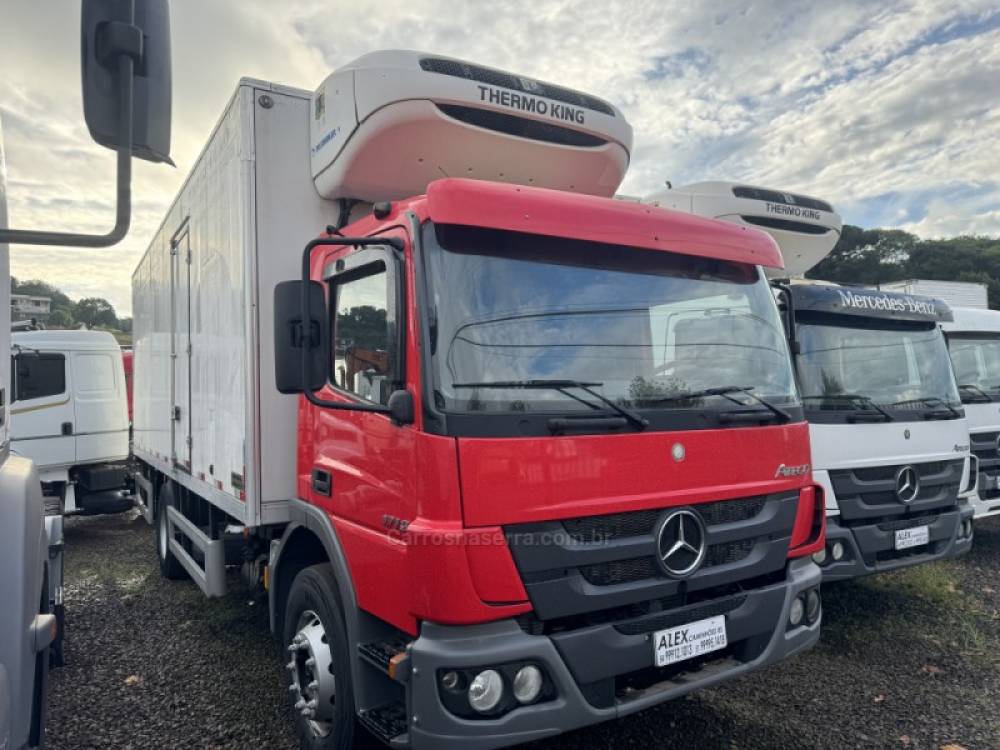 MERCEDES-BENZ - ATEGO 1719 - 2016/2016 - Vermelha - R$ 375.000,00