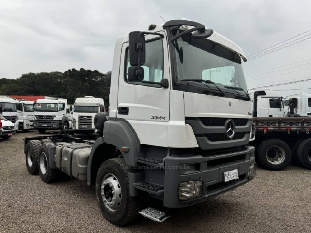 MERCEDES-BENZ - AXOR 3344 - 2018/2018 - Branca - R$ 375.000,00